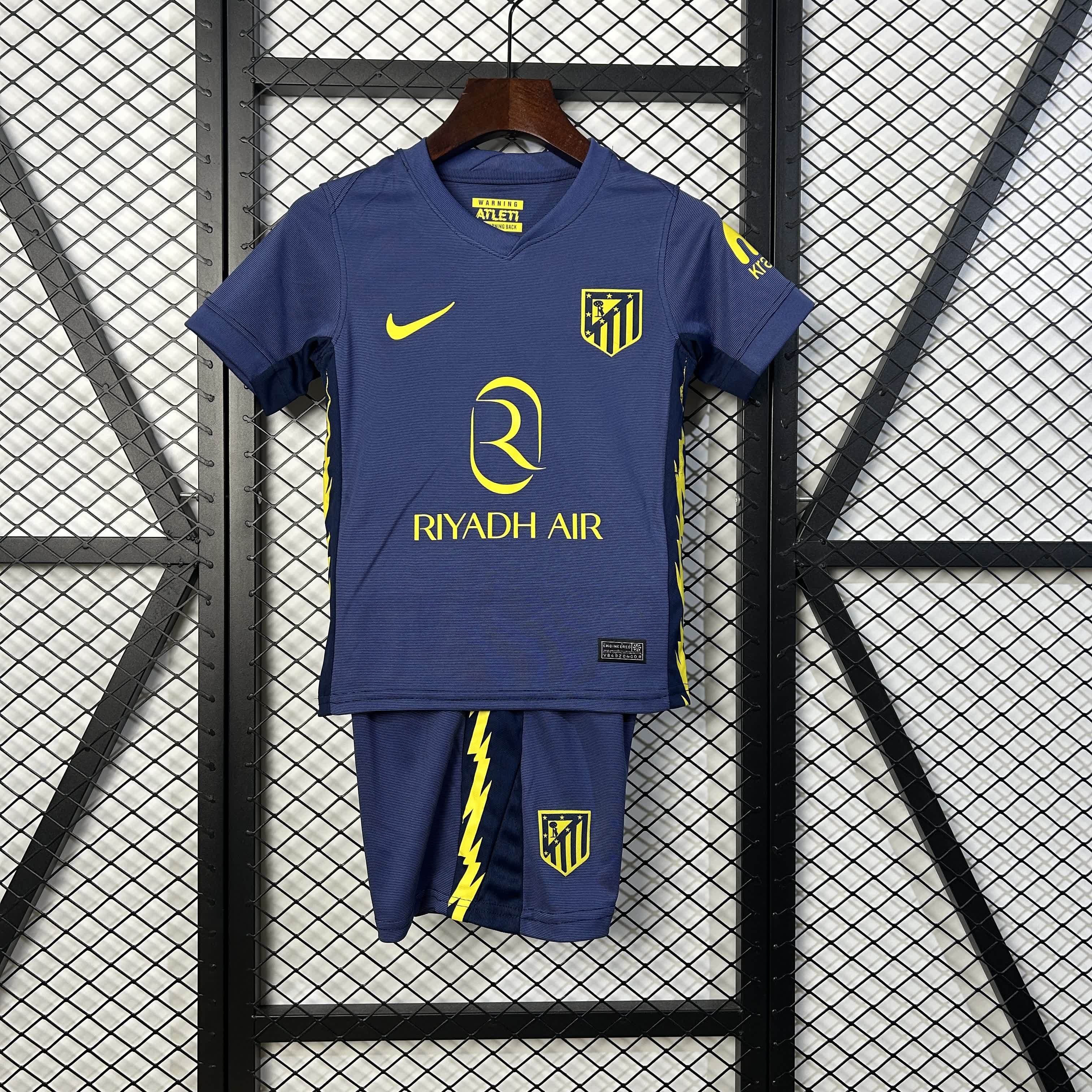 25/26 Atletico Madrid away kids